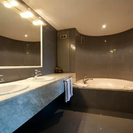 Hotell Domo Vilafranca del Penedès