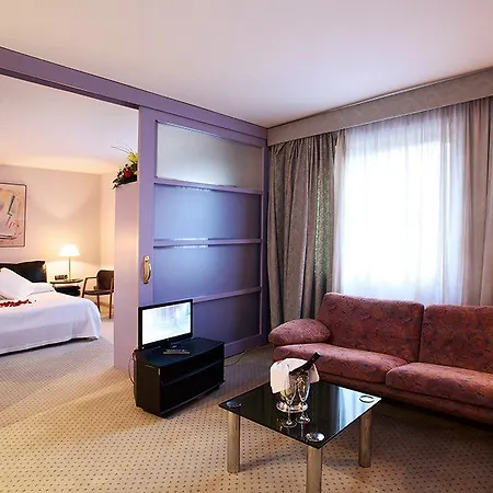 Hotel Domo 4*