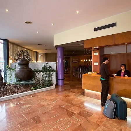 Domo 4* Vilafranca del Penedes